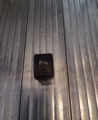 Nissan X-Trail T32 Other switches/knobs/shifts 89CLA