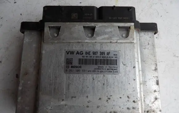 Volkswagen Polo V 6R Engine control unit/module 04E907309AF 0261S09531