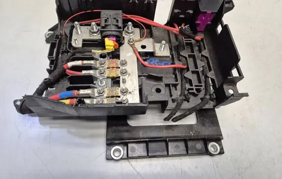 Fuse box set