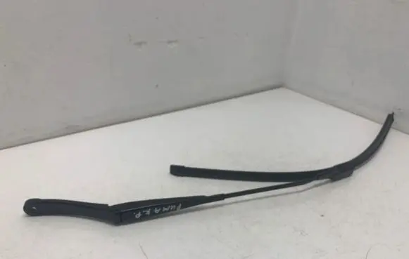 Ford Puma Windshield/front glass wiper blade H1BB17526AA 97036203