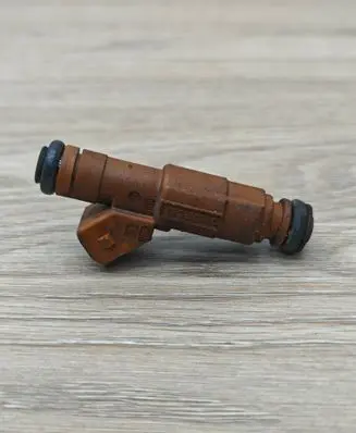 Volvo XC90 Fuel injector 9186340