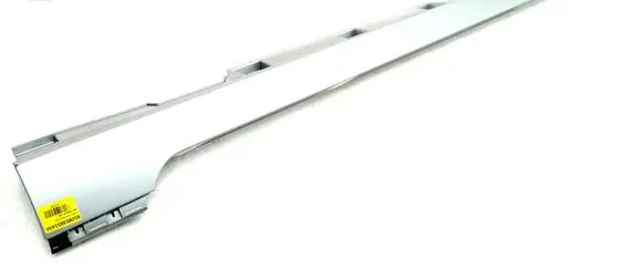 Foot area side trim