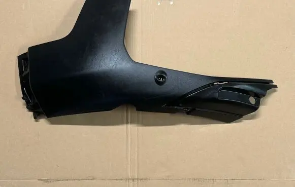 Peugeot 3008 II Front bumper corner part panel trim 9810869777