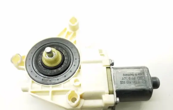Mercedes-Benz E W212 Front door window regulator motor A2048200242