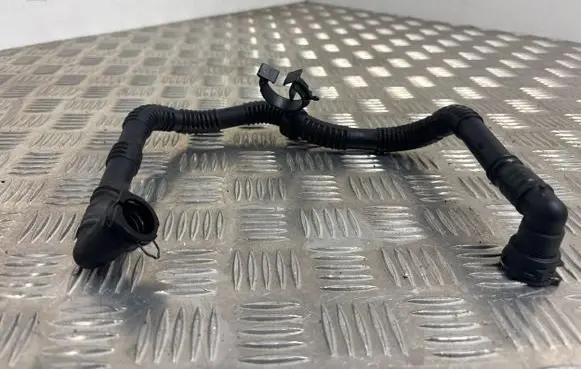 Peugeot 3008 I Engine coolant pipe/hose 9670965880