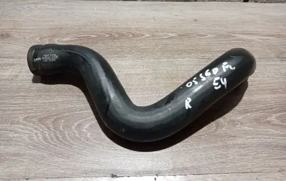 Volvo S60 Engine coolant pipe/hose 30723970
