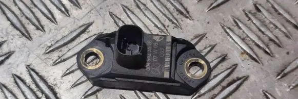 Mercedes-Benz ML W164 Acceleration sensor 0045423518