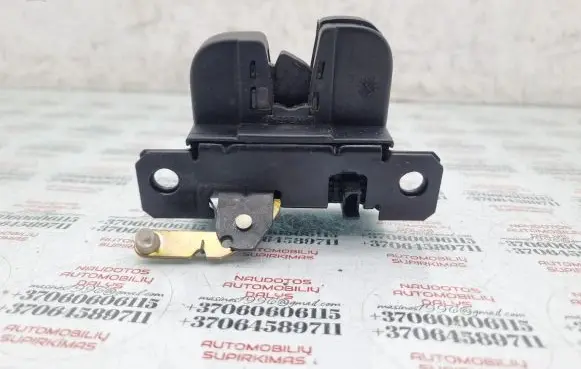 Volkswagen Touareg I Tailgate/trunk/boot lock/catch/latch 7L6827505