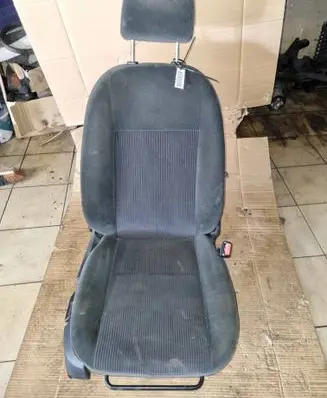 Ford C-MAX I Front passenger seat 