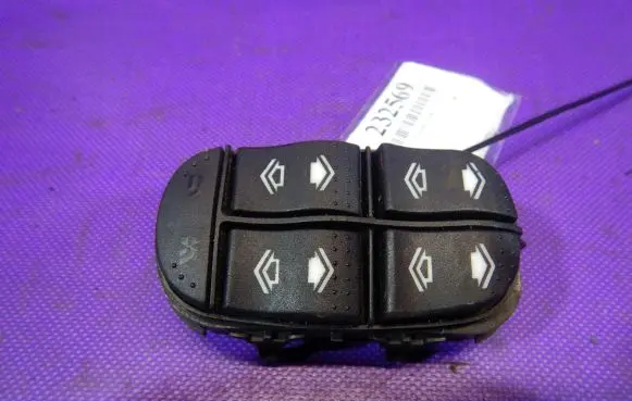 Ford Focus Quarter vent window switch 98AB14A132DE