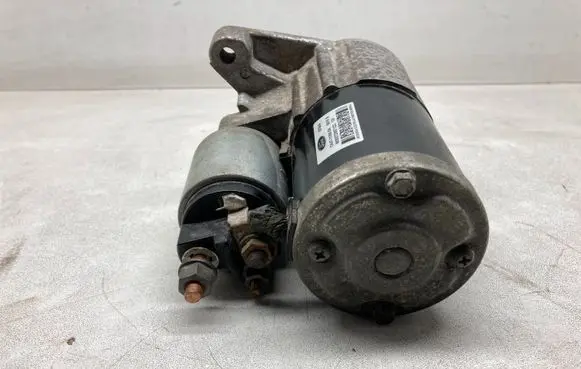 Ford Mustang V Starter motor CK4T11000DA