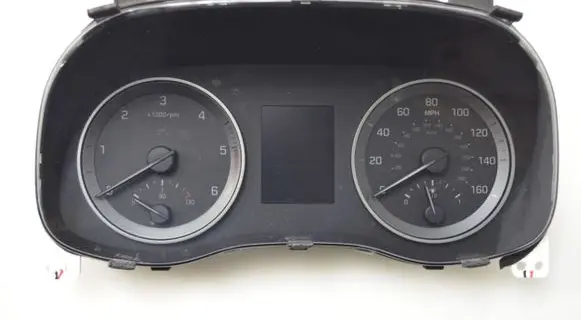 Hyundai Tucson TL Speedometer (instrument cluster) 94001D7630