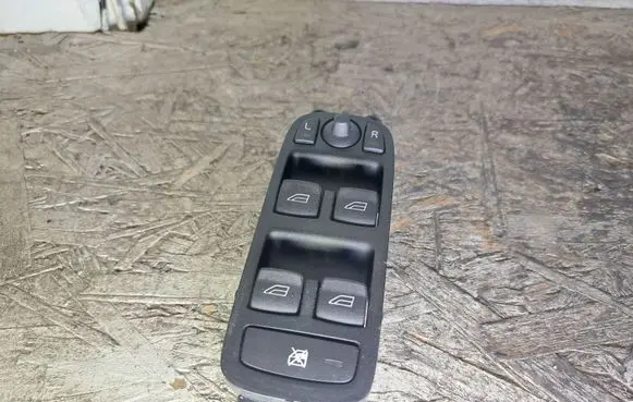 Volvo S40 Electric window control switch 30795081 03451700