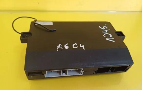 Audi A6 S6 C4 4A Other control units/modules AV2145NL 1351372366