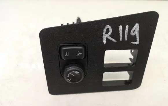 Nissan Qashqai Wing mirror switch 68485JD900 P10970A77500 094217