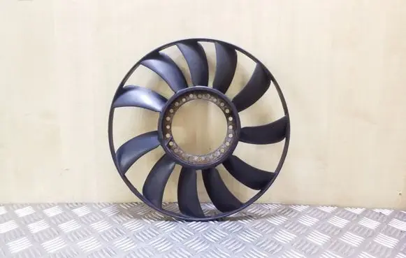 Audi A4 S4 B6 8E 8H Fan impeller 058121301B