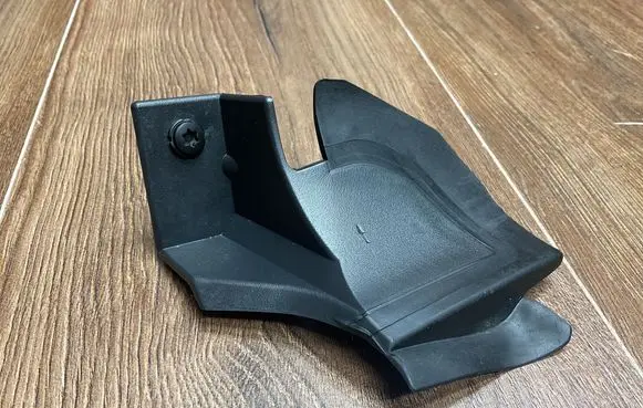 Land Rover Range Rover Velar Fender end trim J8A256198AB