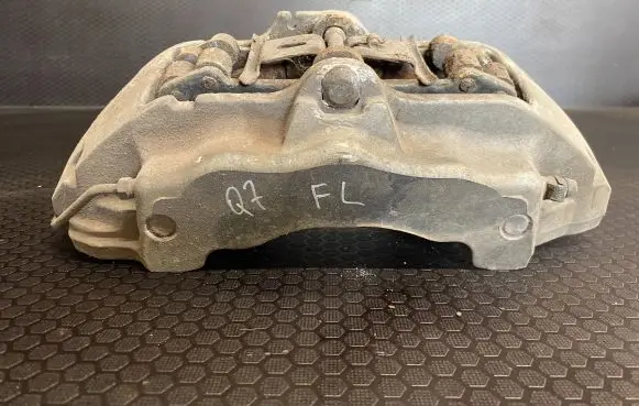 Audi Q7 4L Front brake caliper