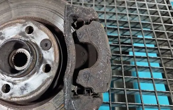 Nissan Note (E11) Front brake caliper IMPRK1594294