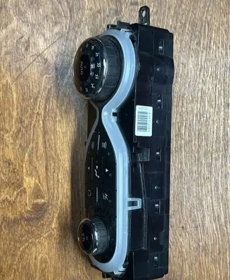 Renault Zoe Climate control/heater control trim 275100906R