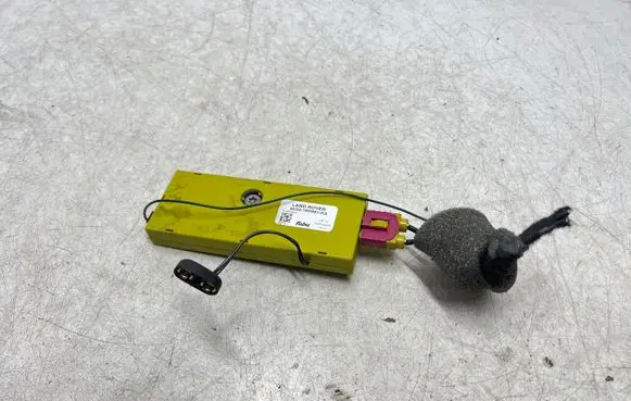 Land Rover Range Rover Sport L320 Aerial antenna amplifier 5H2218K891KA