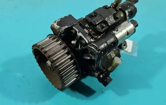Renault Laguna III Fuel injection high pressure pump 8200663258 IMPRK1601328