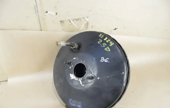 Mercedes-Benz E W124 Brake booster A0034301730 3770203014 0743835
