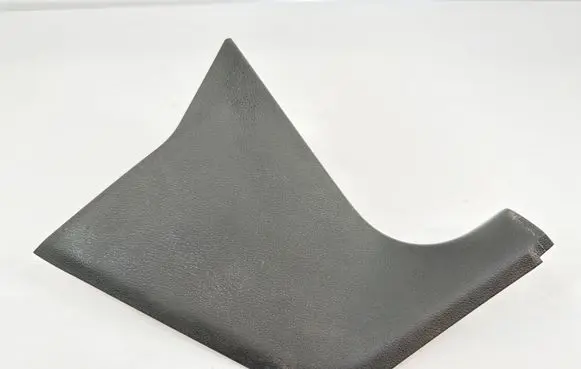 Volkswagen PASSAT B7 Front sill trim cover 3C1863484