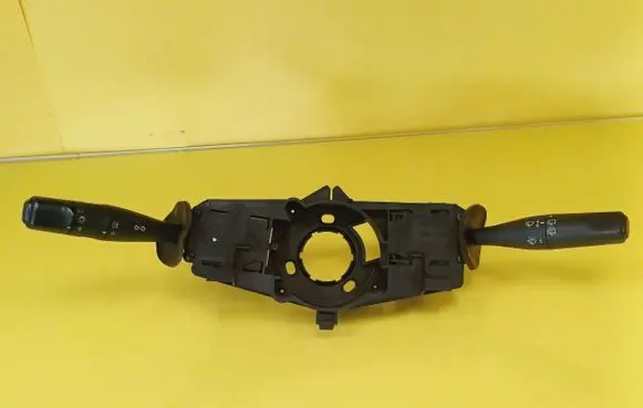 Peugeot 206 Wiper turn signal indicator stalk/switch 34394302