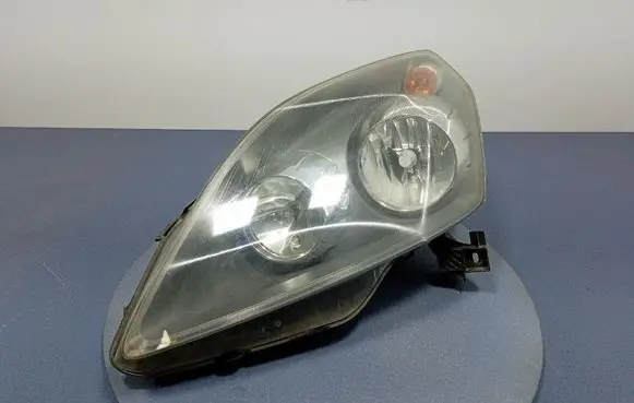 Opel Zafira B Headlight/headlamp 24451052