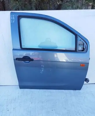 Isuzu D-Max Front door