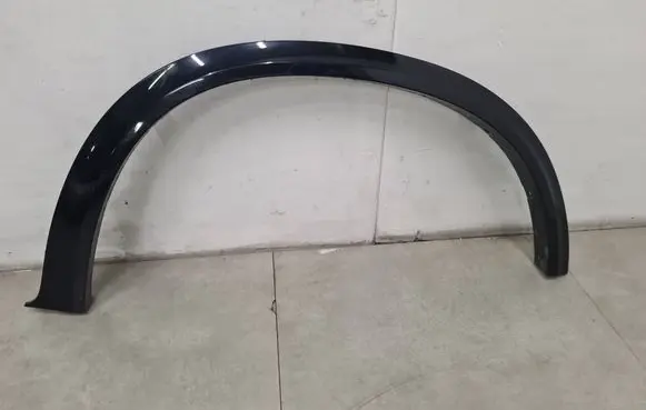 BMW X5 E70 Front arch trim 51778036654 10503410