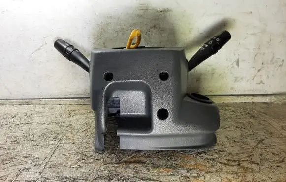 KIA Cerato Wiper turn signal indicator stalk/switch 848512F000