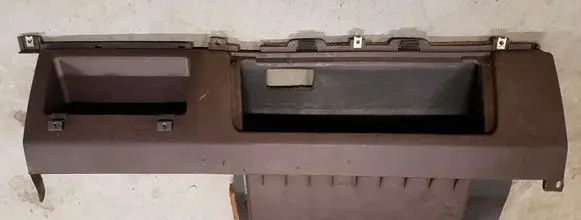 Volkswagen Golf I Dashboard lower bottom trim panel 161857095A REF: /3