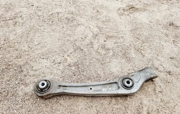 Audi A4 S4 B8 8K Front lower control arm/wishbone 8K0407155B 8K0407155