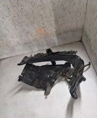 Audi A5 8T 8F Headlight/headlamp mounting bracket 8T0805607L