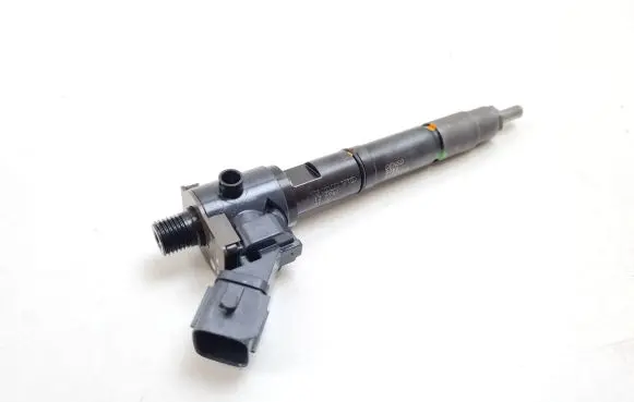 Volvo XC90 Fuel injector 31336769