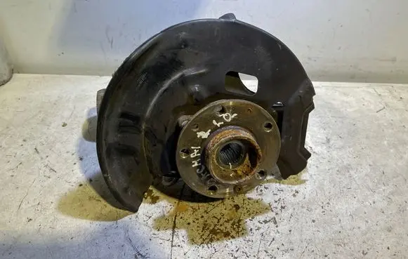 Nissan Qashqai Front wheel hub