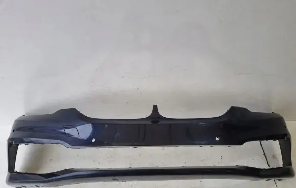 BMW 5 G30 G31 Front bumper 7385336