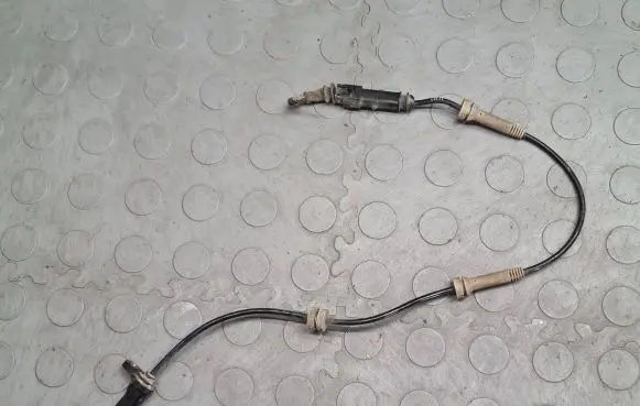 BMW 3 F30 F35 F31 ABS brake wheel speed sensor 6869320