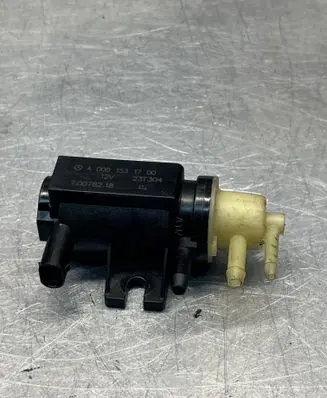 Mercedes-Benz Sprinter W906 Turbo solenoid valve A0001531700 23T304 70078218