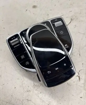 Mercedes-Benz GLC X253 C253 Head unit multimedia control A2059005915 A2059015409 A2059020104