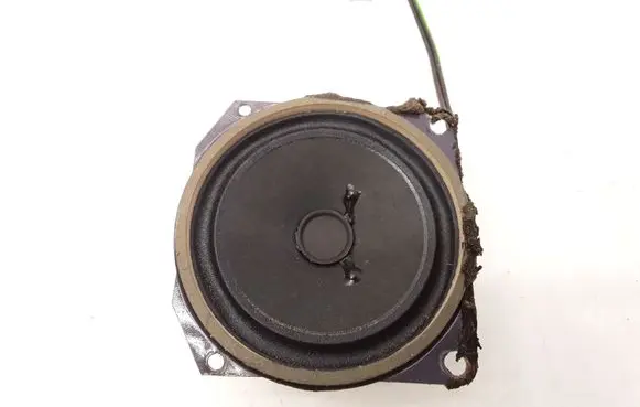 Mercedes-Benz W123 High frequency speaker in the rear doors 4604 E1154X