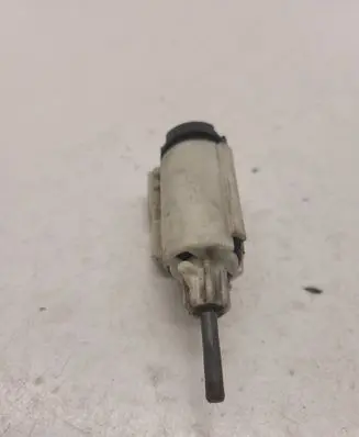 Audi A4 S4 B6 8E 8H Brake pedal sensor switch 8E0927189B