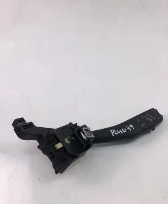 Skoda Octavia Mk2 (1Z) Indicator stalk 1K0953513G