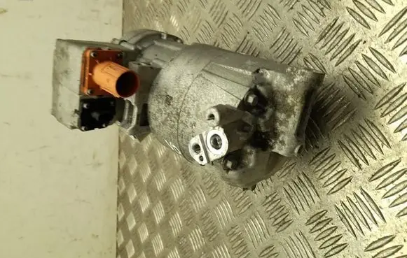 BMW 2 Active Tourer U06 Air conditioning (A/C) compressor (pump) 5A5F559