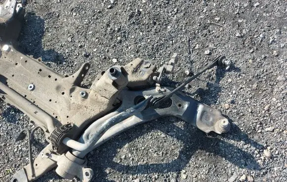 BMW 2 F46 Front control arm