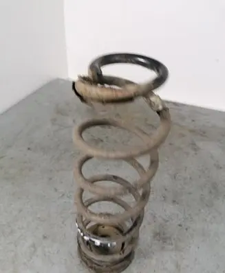 Volkswagen Golf VII Rear coil spring 5Q0511121AC