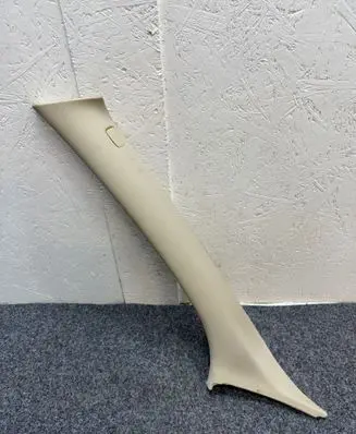 Volvo V60 (A) pillar trim 31307438