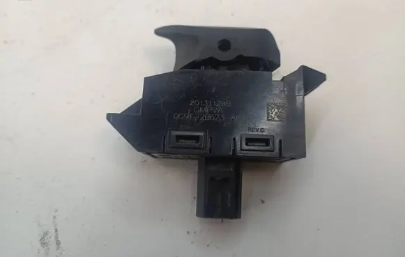 Ford Fusion II Hand parking brake switch DG9T2B623ACW 20131129B